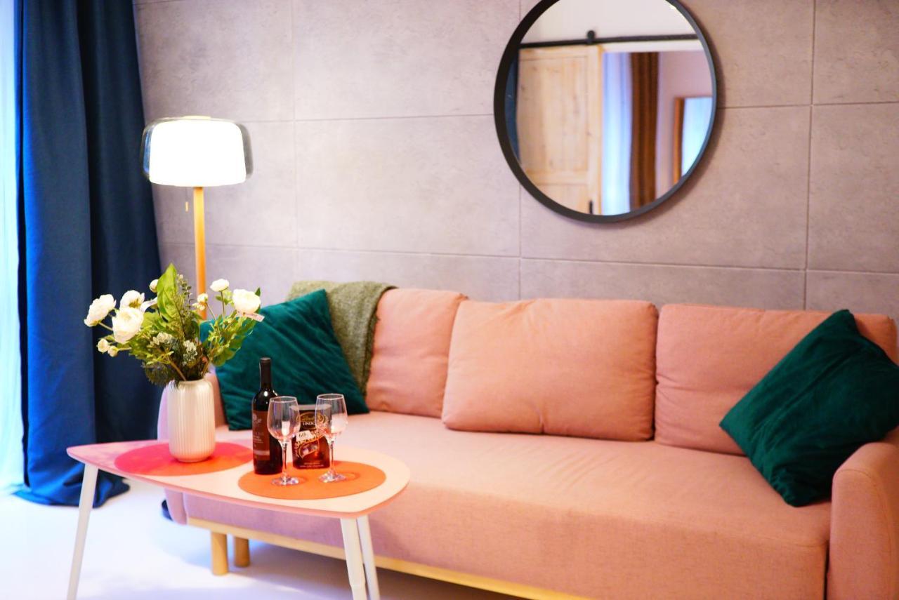 Cinema Apartment Kinowa Варшава Екстериор снимка